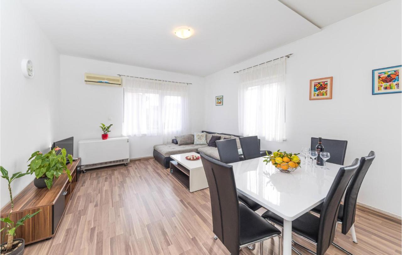 Nice Apartment In Kastel Stafilic With Sauna Kaštela 외부 사진