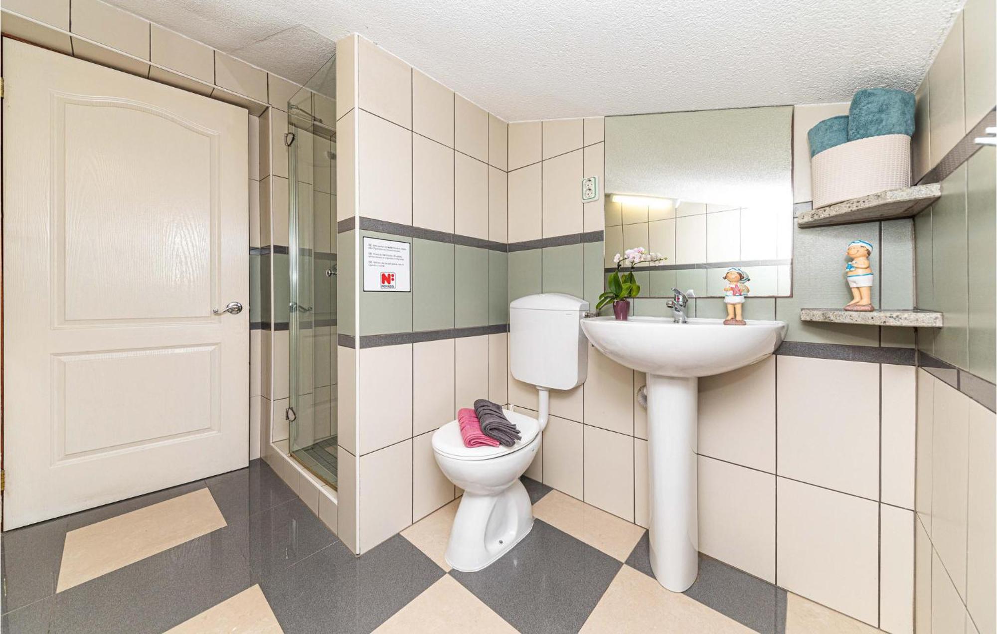 Nice Apartment In Kastel Stafilic With Sauna Kaštela 외부 사진